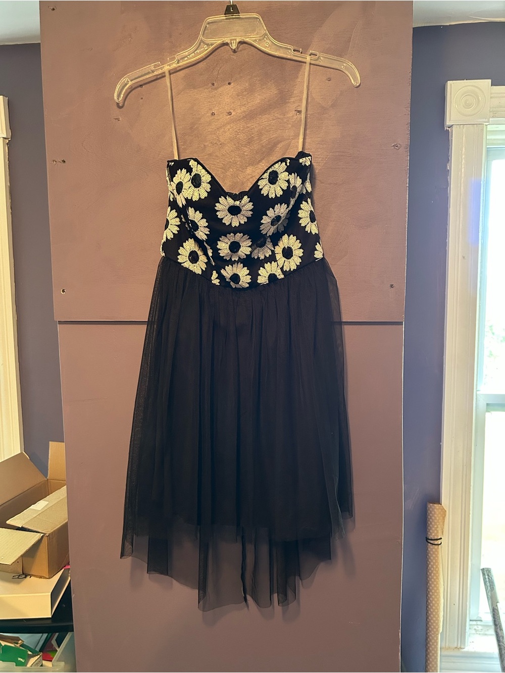 Delia's black dress with white daisy print, size 6 nwt
